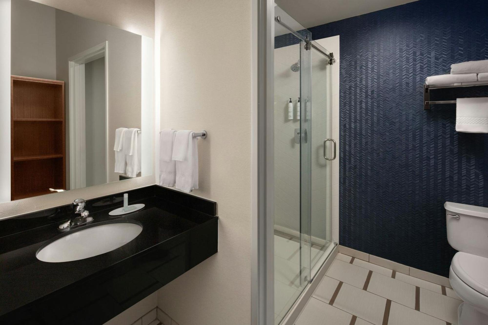 Fairfield Inn & Suites Portland South/Lake Oswego Bagian luar foto